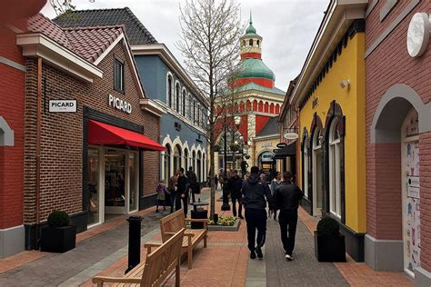 designer outlet roermond.